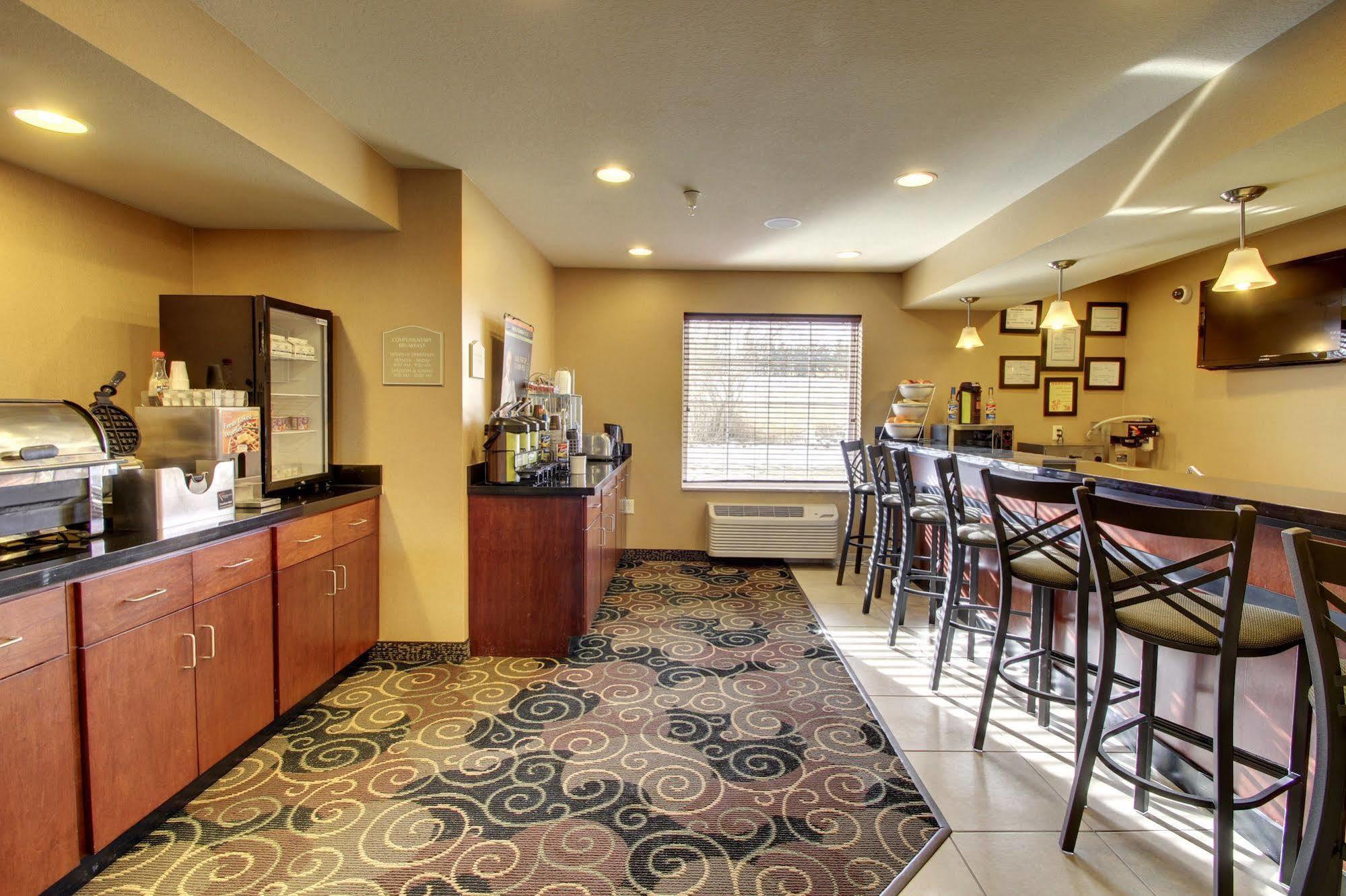Cobblestone Inn&suites - Hartington
