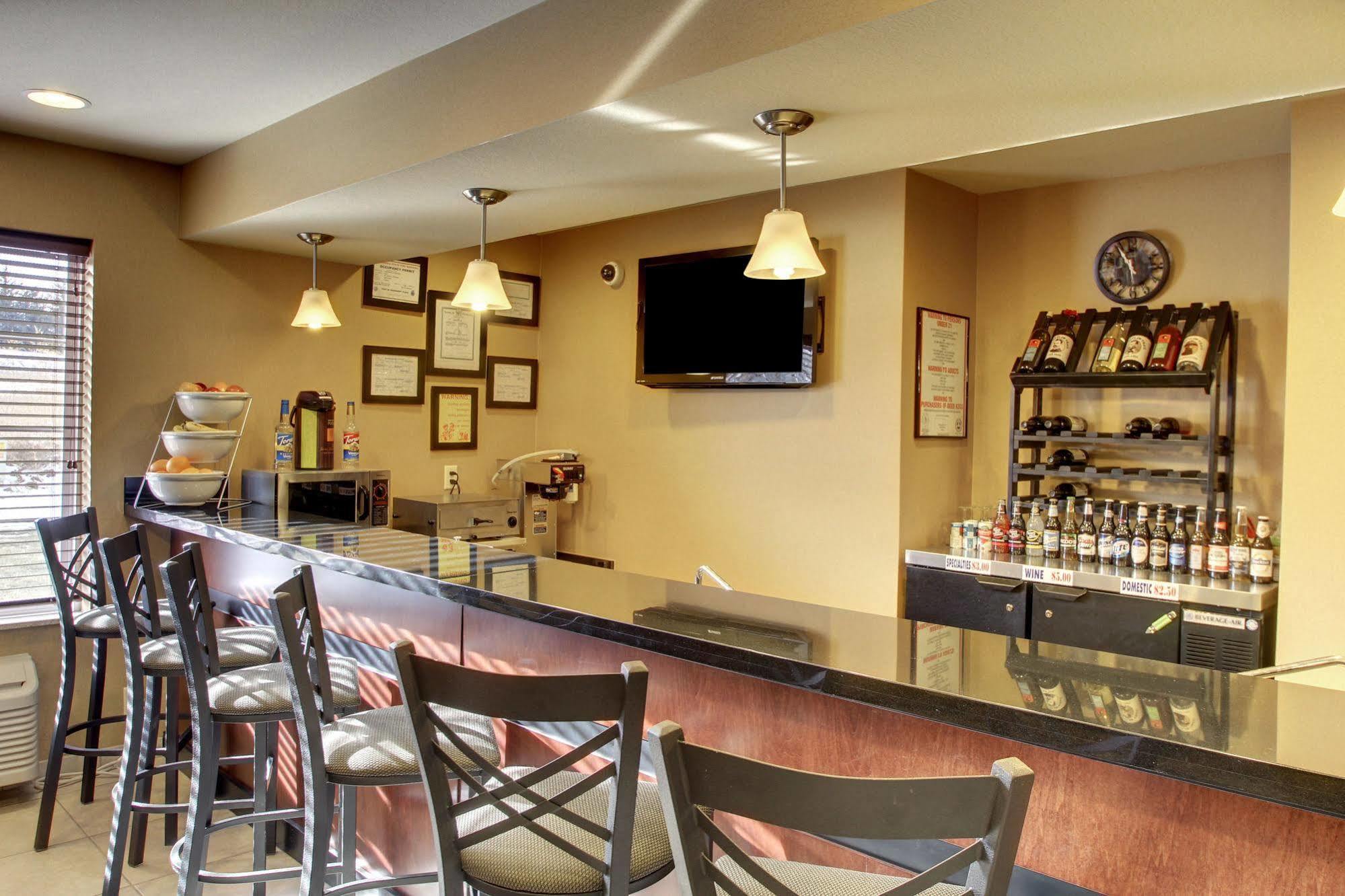 Cobblestone Inn&suites - Hartington